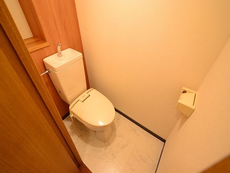 暖房便座付きトイレ