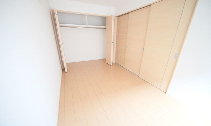 洋室5.1帖 クローゼット