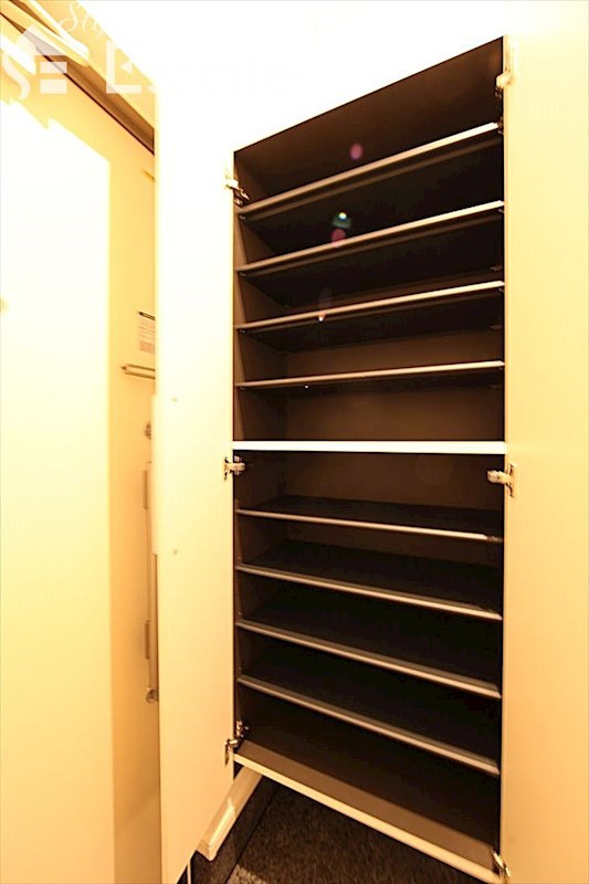 シューズボックス