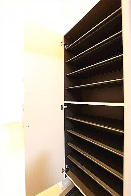 シューズボックス