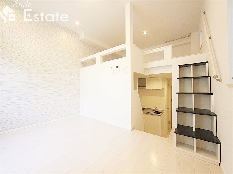 洋室 6.4帖 クローゼット付