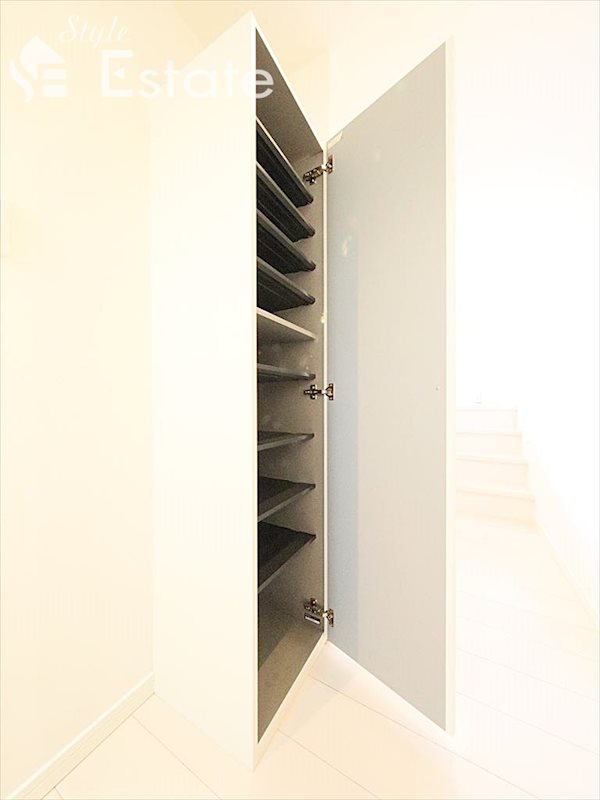 シューズボックス