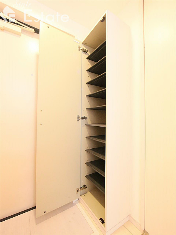 シューズボックス