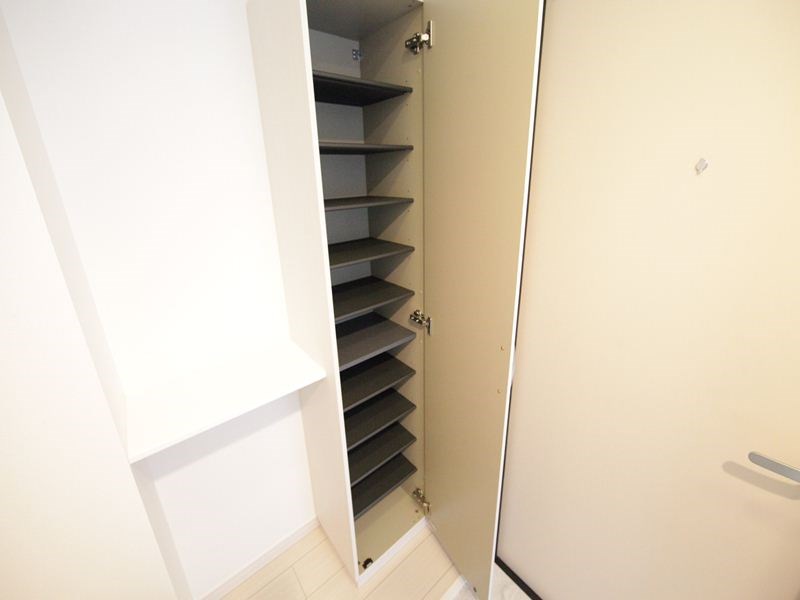 シューズボックス