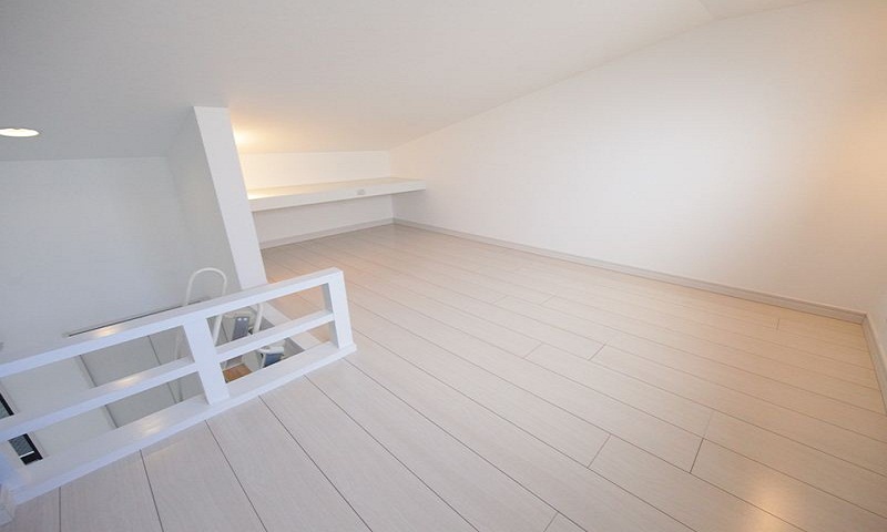 ロフト4.5帖 窓付き