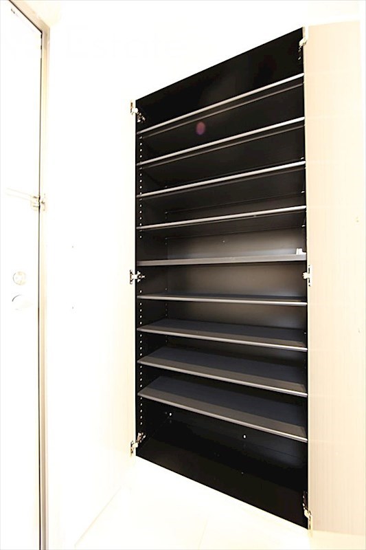 シューズボックス