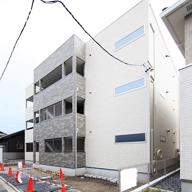 FAMILY　STAGE八田（ファミリーステージハッタ）