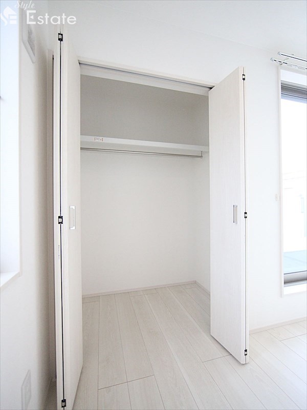 クローゼットあります