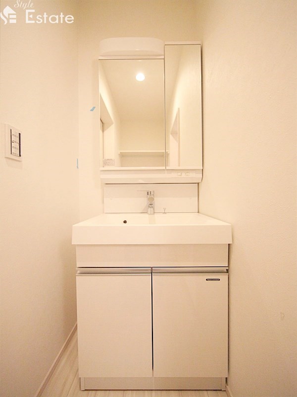 シャンプードレッサー