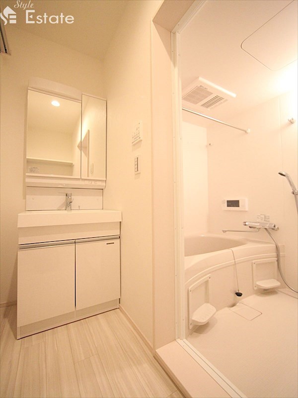 シャンプードレッサー