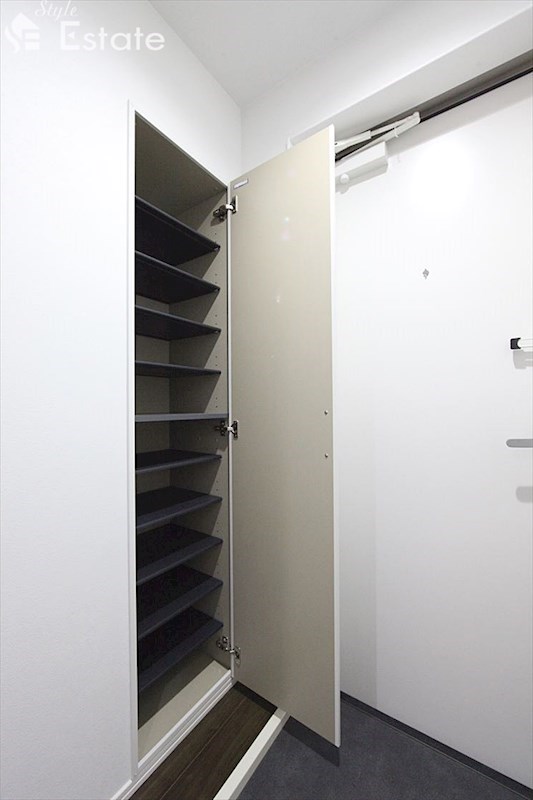 シューズボックス