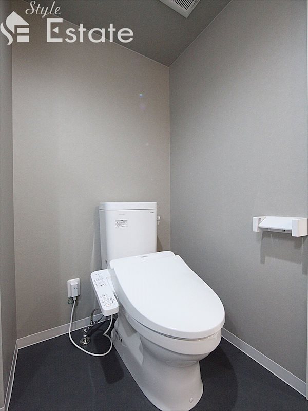 温水洗浄便座付トイレ