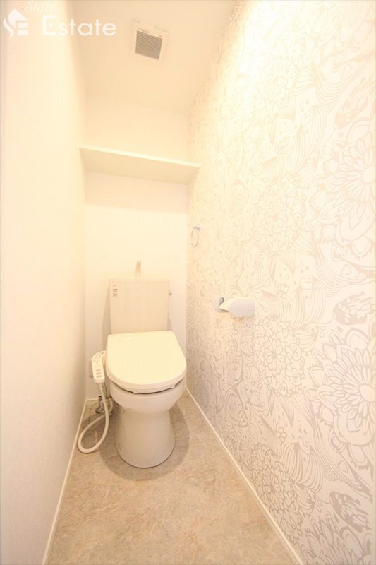 温水洗浄便座津トイレ 同仕様内装