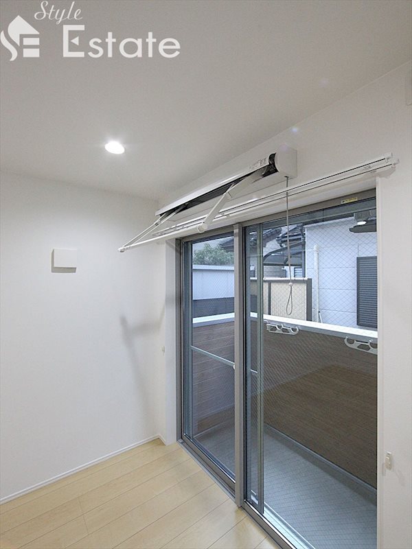 室内洗濯物干し