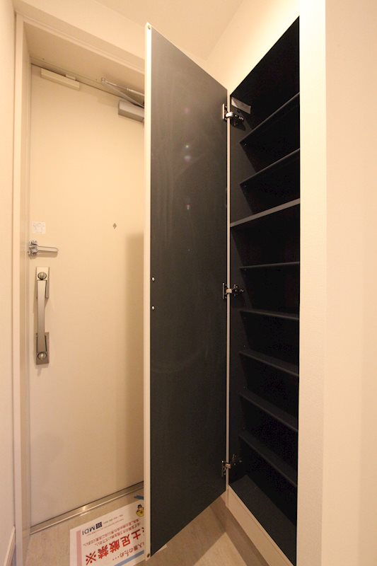 シューズボックス