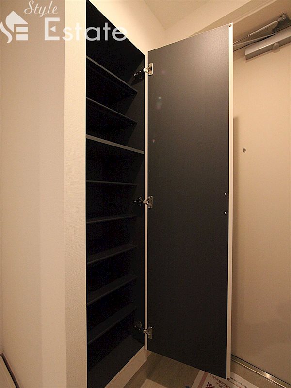 シューズボックス