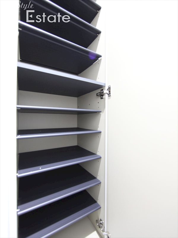 シューズボックス