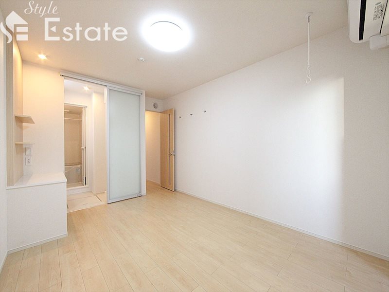 イエロー　ゴールド　ハウス