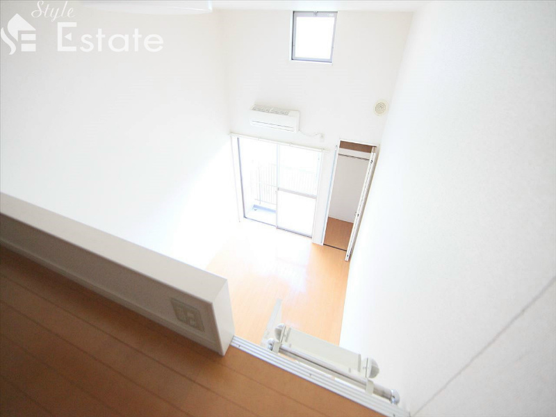 洋室 別角度から