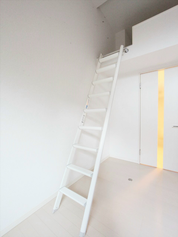 ハシゴ 同仕様内装