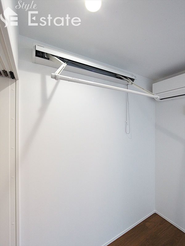 室内洗濯物干し