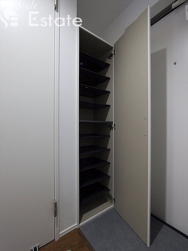 シューズボックス