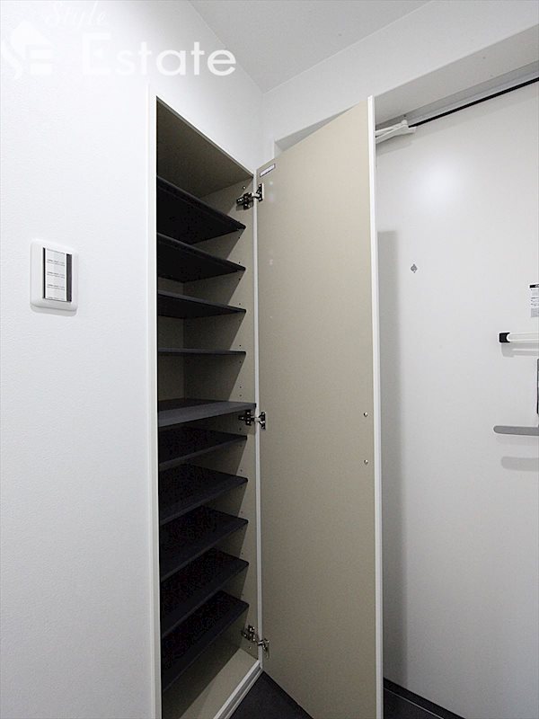 シューズボックス