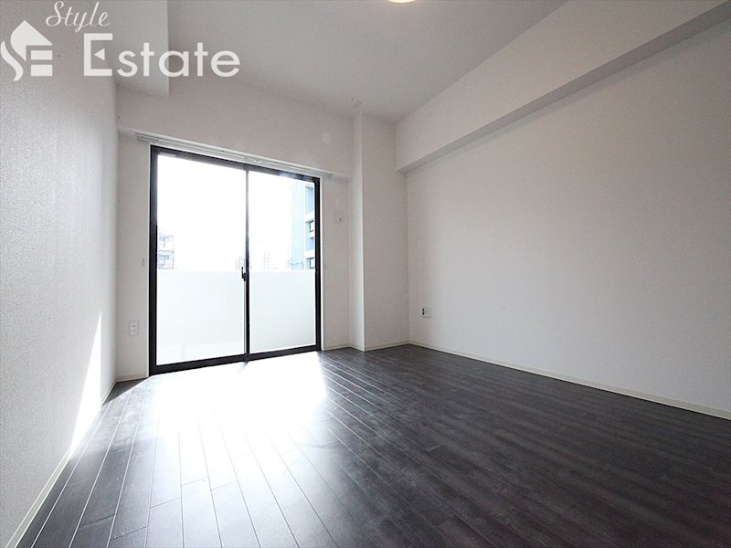 リビング 同仕様内装