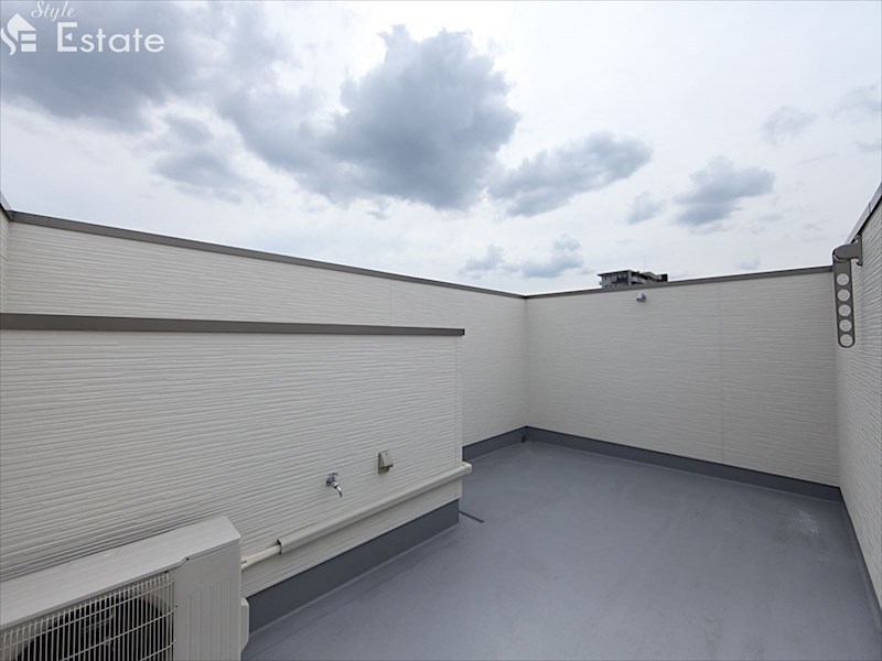 ルーフバルコニー 同仕様内装