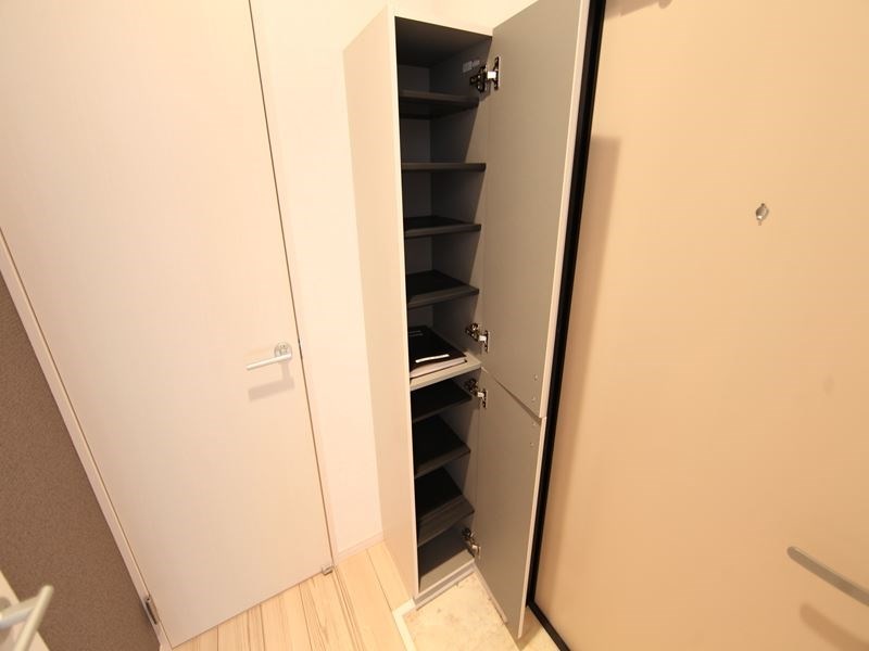 シューズボックス