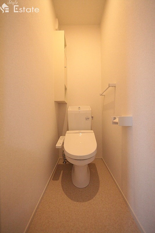 トイレ 同仕様内装