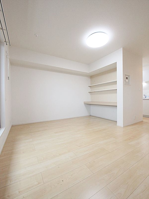 洋室 同仕様内装