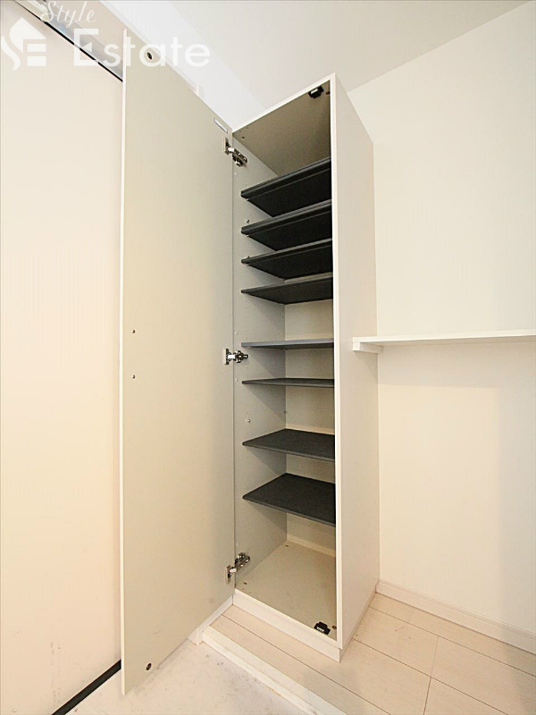 シューズボックス