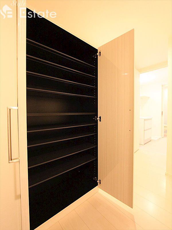 シューズボックス