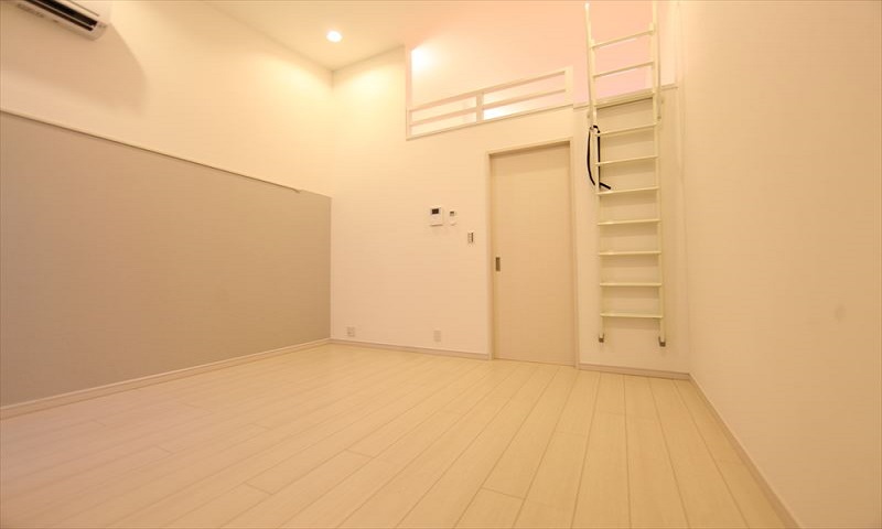 洋室 ロフト付(様々な用途として使えます)