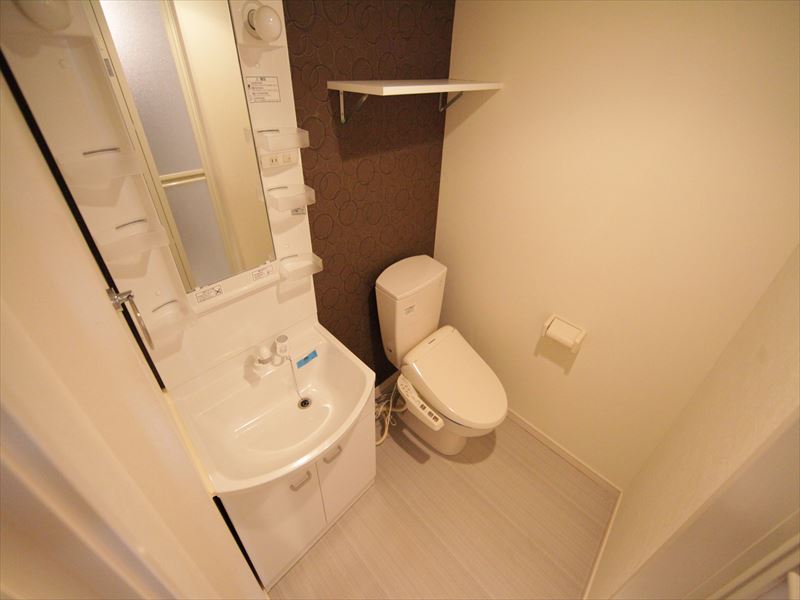 同型タイプ 脱衣所 独立洗面台付(シャンプードレッサー付)