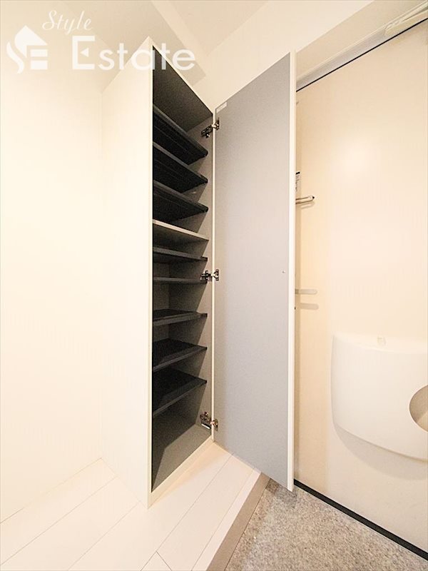 シューズボックス