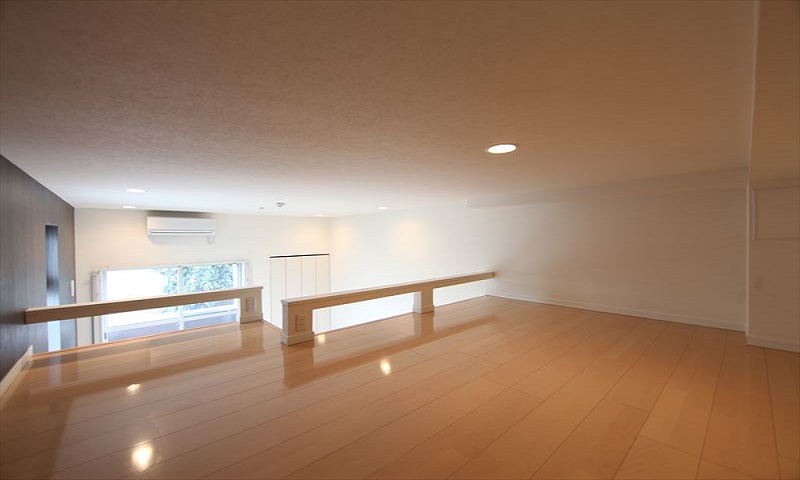 ロフト寝室や収納スペースに◎