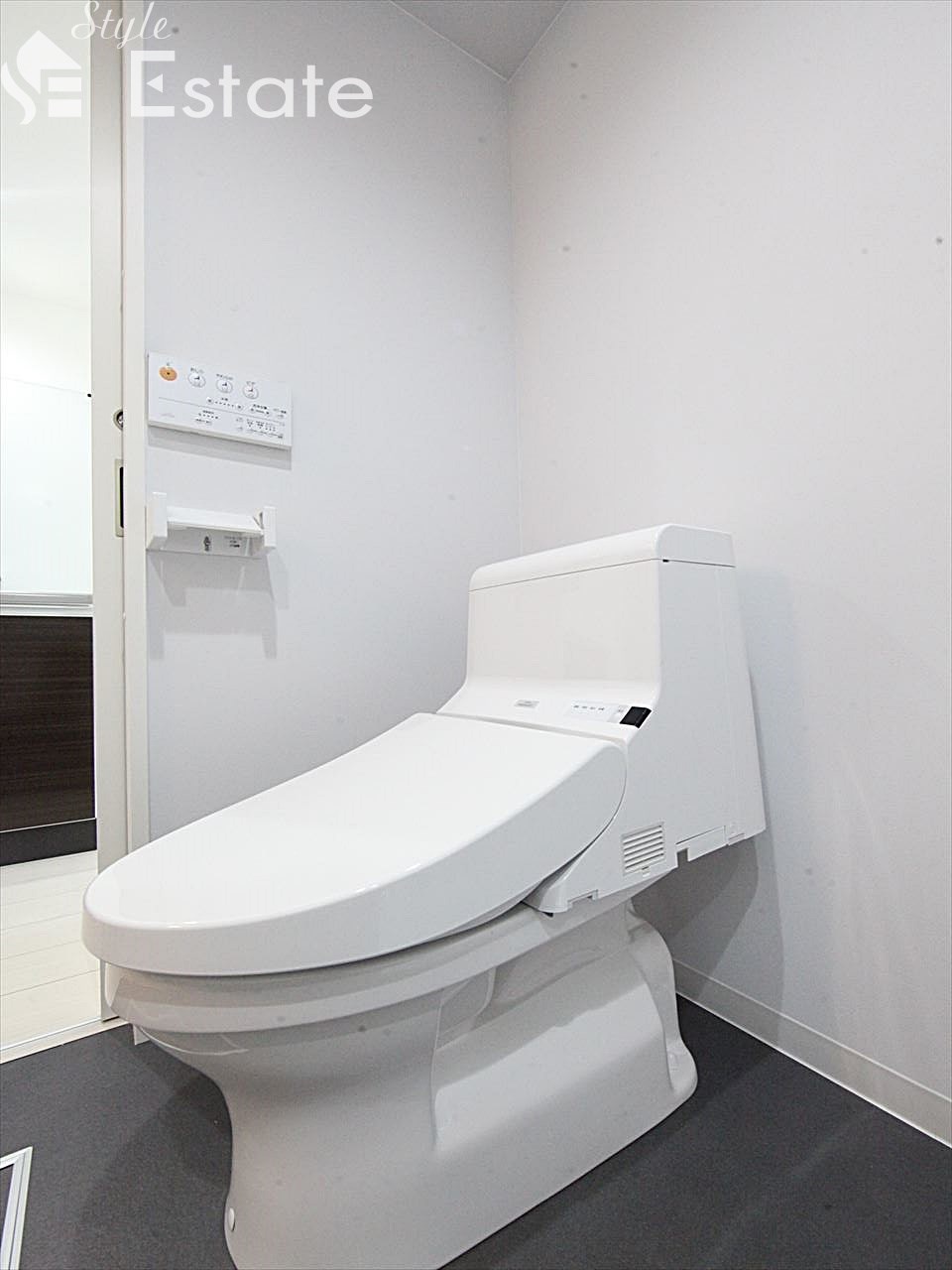 トイレ 温水洗浄暖房便座 同仕様物件