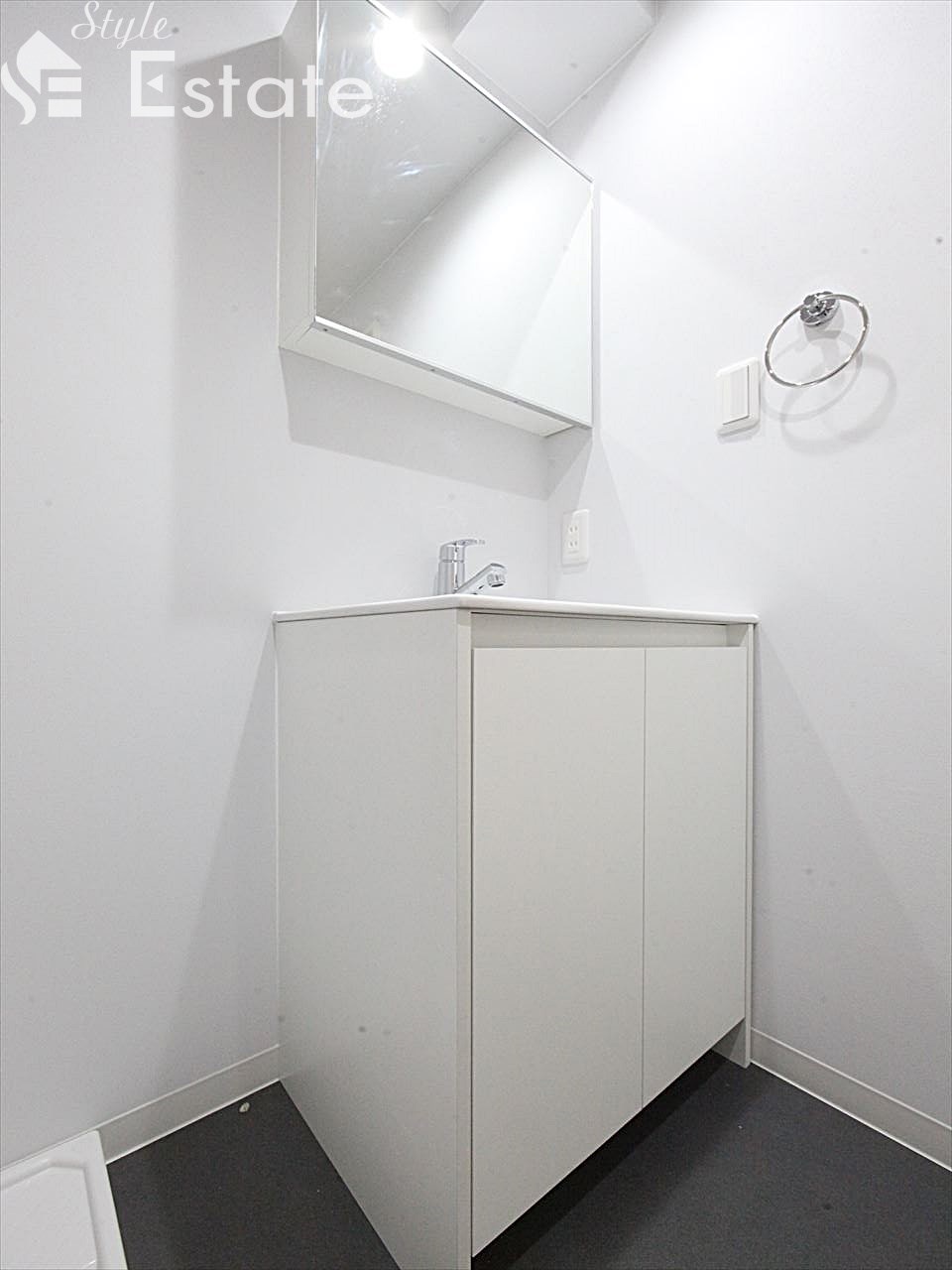 洗面所 洗髪洗面化粧台 同仕様物件内装