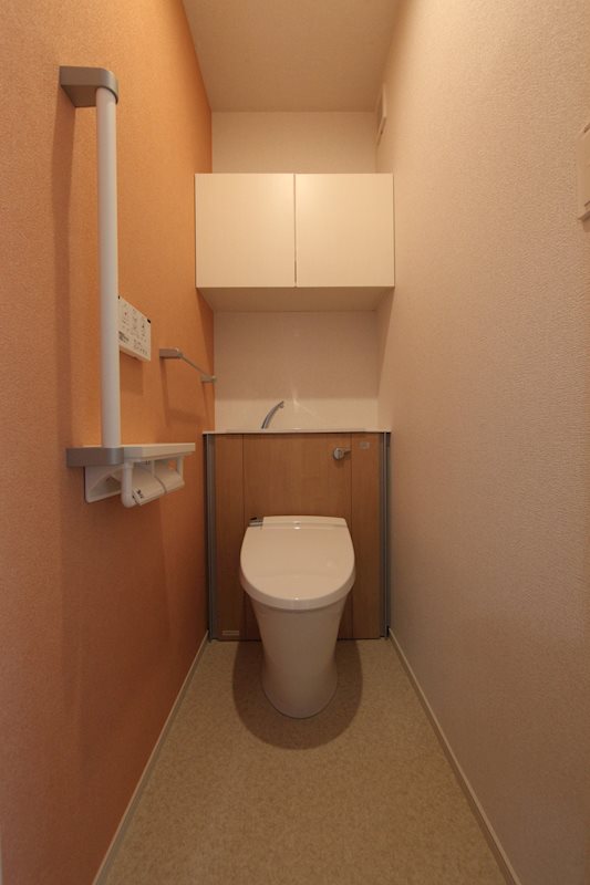 温水洗浄便座付シャワートイレ