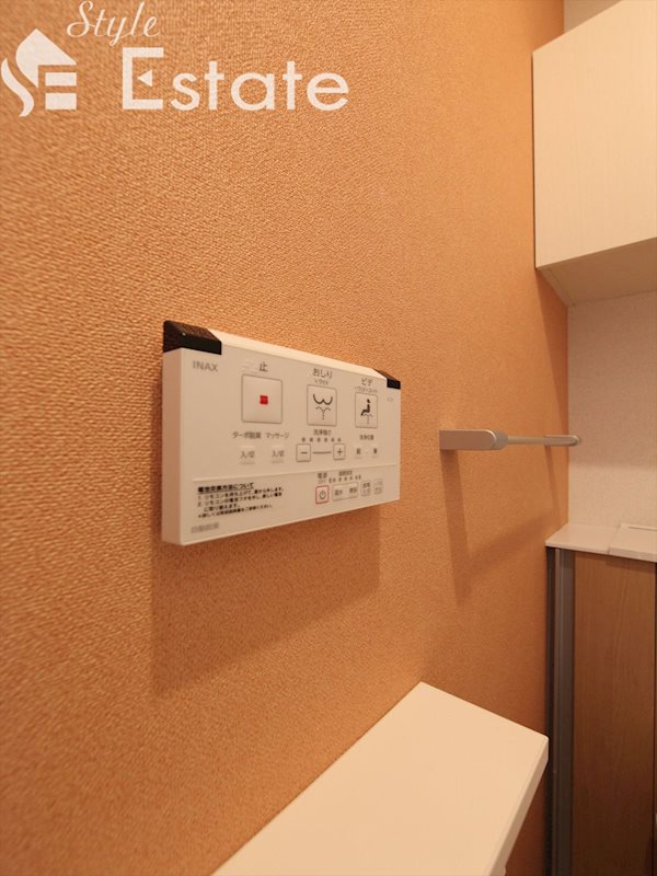 ウォシュレット付★温水洗浄便座付シャワートイレ