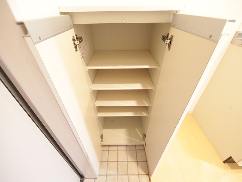 シューズボックス