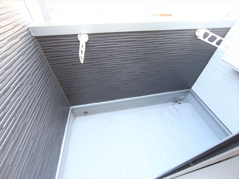 バルコニー(防犯シャッター付)