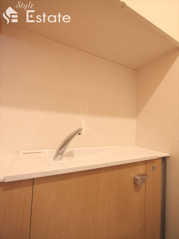 手洗い場★温水洗浄便座付シャワートイレ