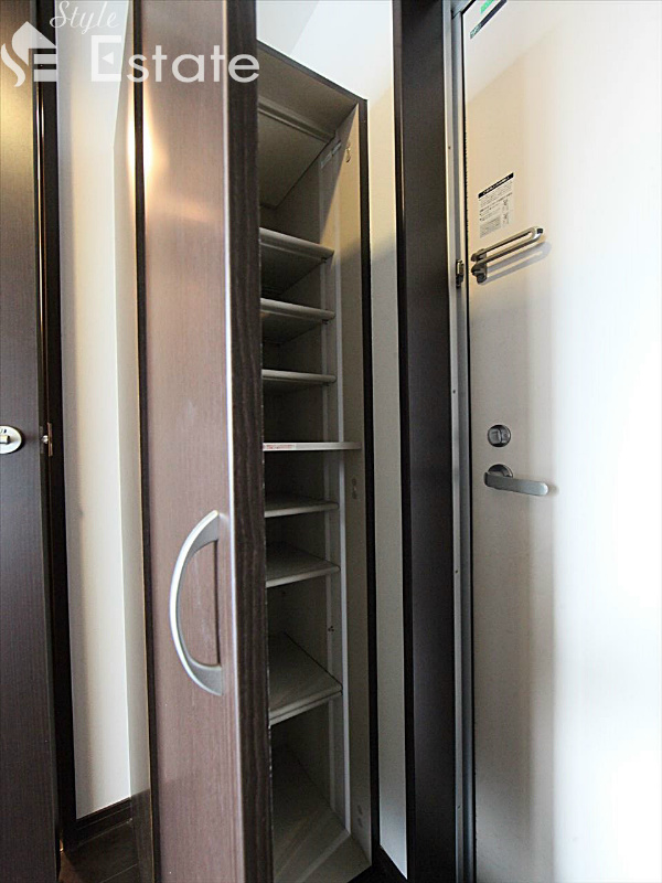 シューズボックス