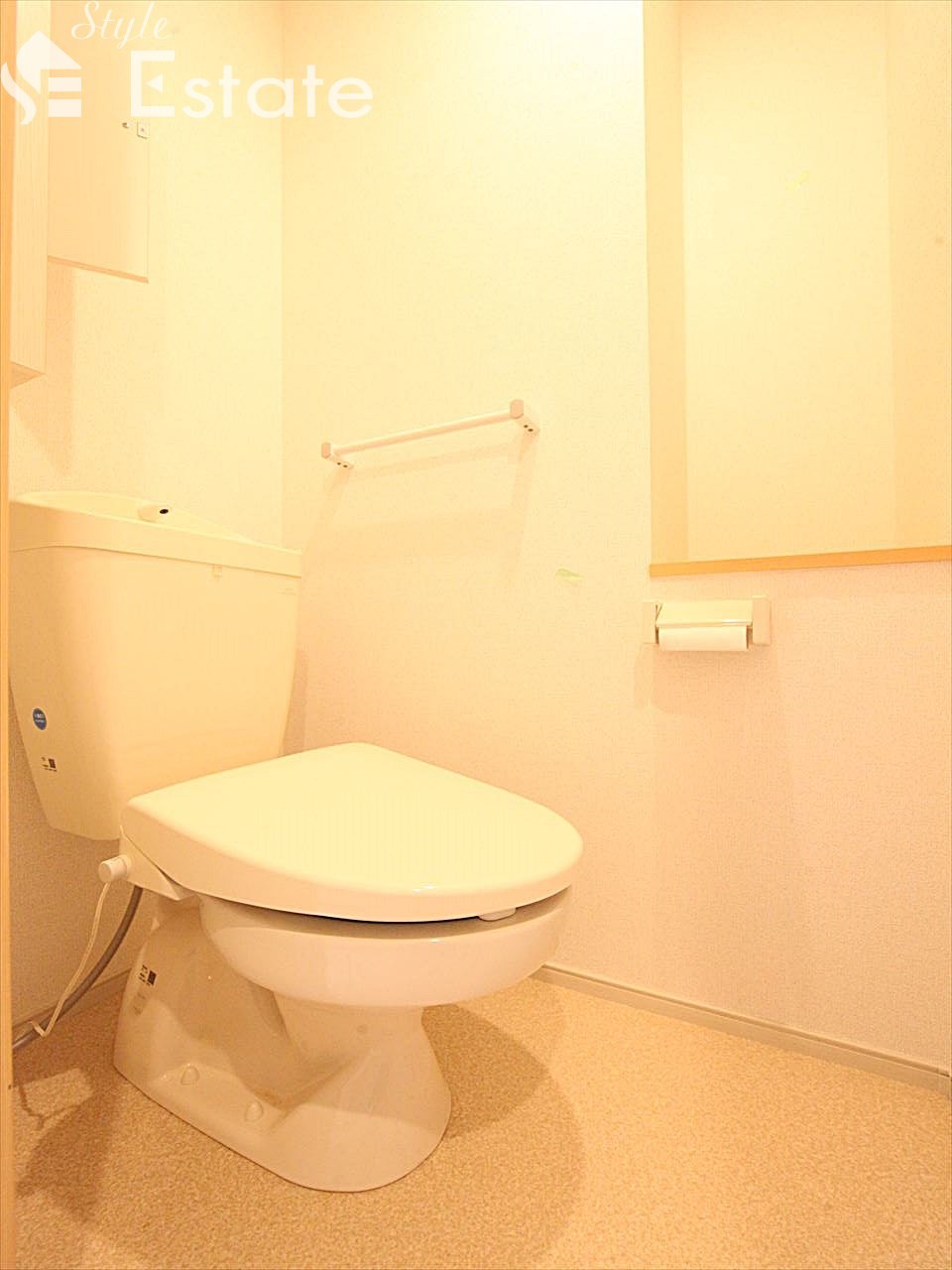 トイレ 暖房便座 棚付