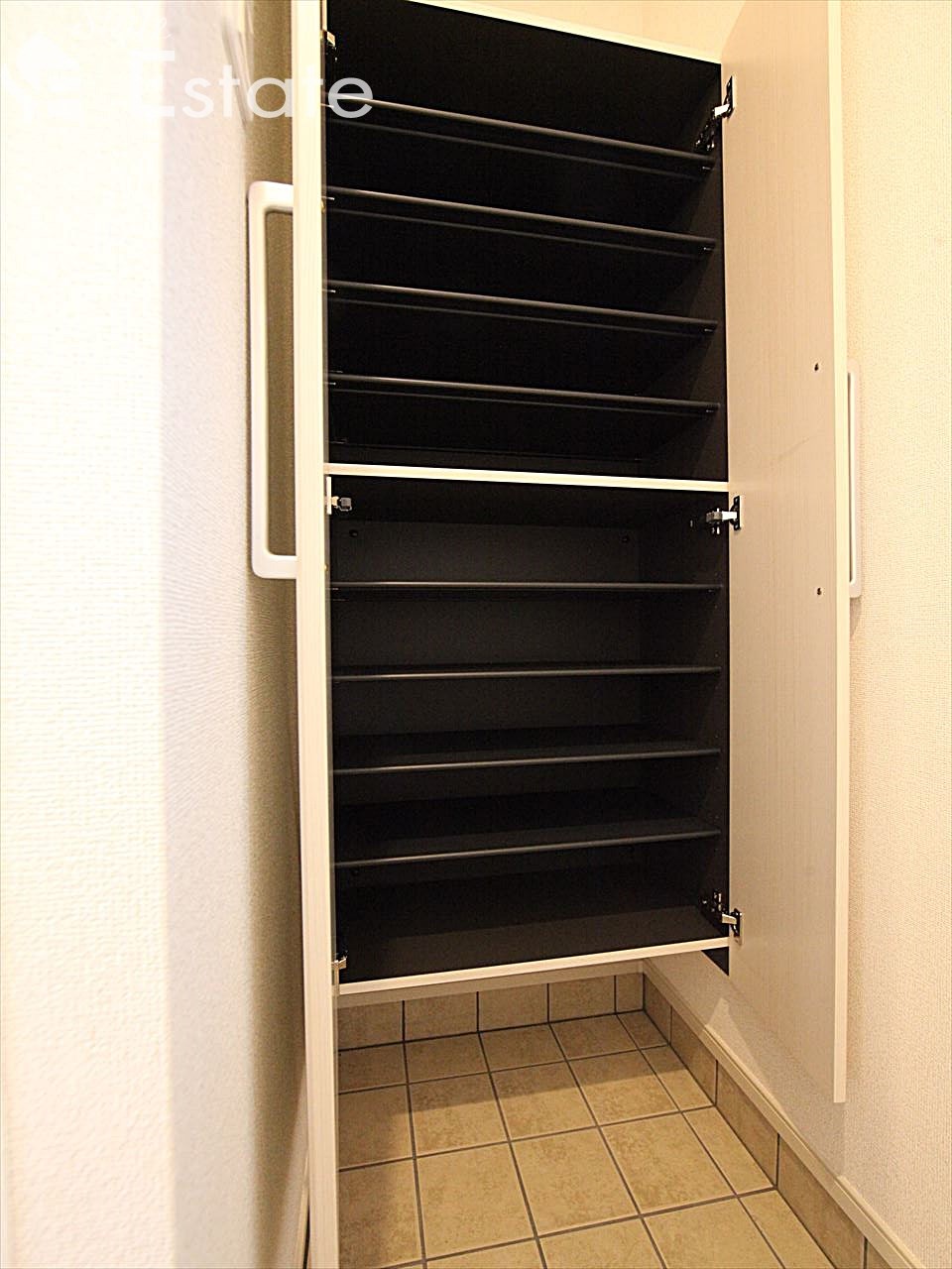 シューズボックス