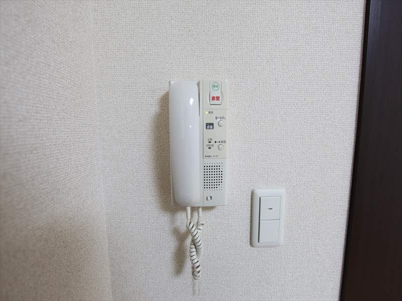 インターホン(オートロック付)