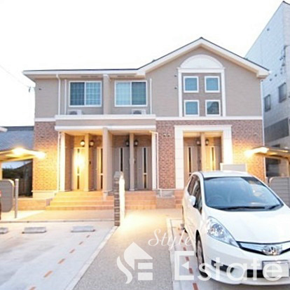 アンジュ　八田